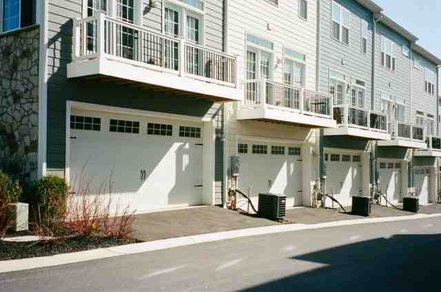 Renting a House in Canada Townhouse image source